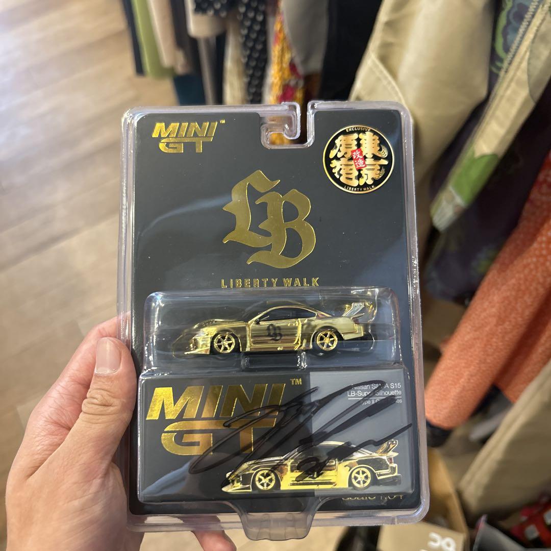 MINI GT リバティーウォークS15 原宿限定。　現状最安値！