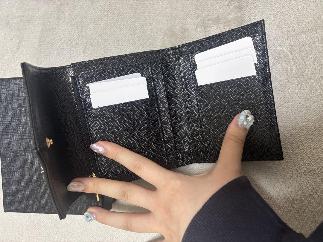 YVES SAINT LAURENT 三つ折財布