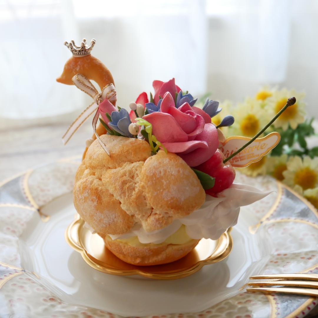 【さくらん様】フェイクスイーツ◆素敵な♡ツイン＊スワンシュー◆リアルサイズケーキ さくらん様】フェイクスイーツ◇素敵な♡ツイン＊スワンシュー