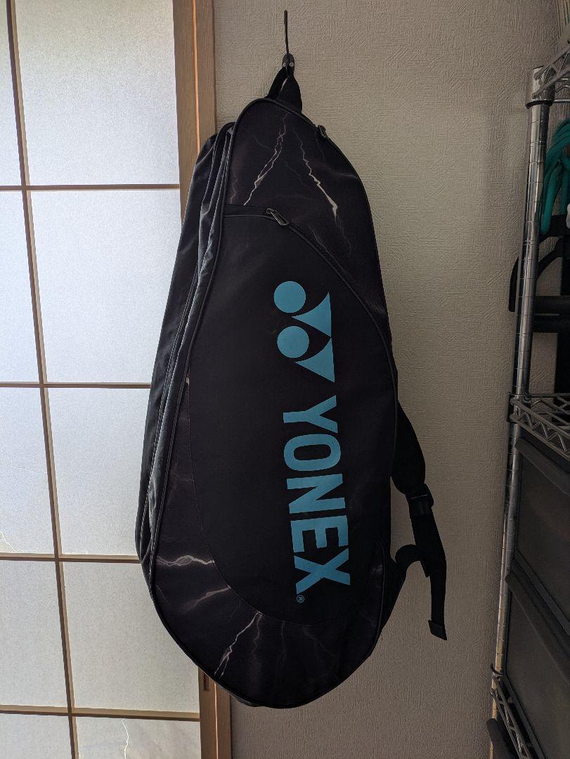 YONEX ラケットバッグ 黒 リュック型