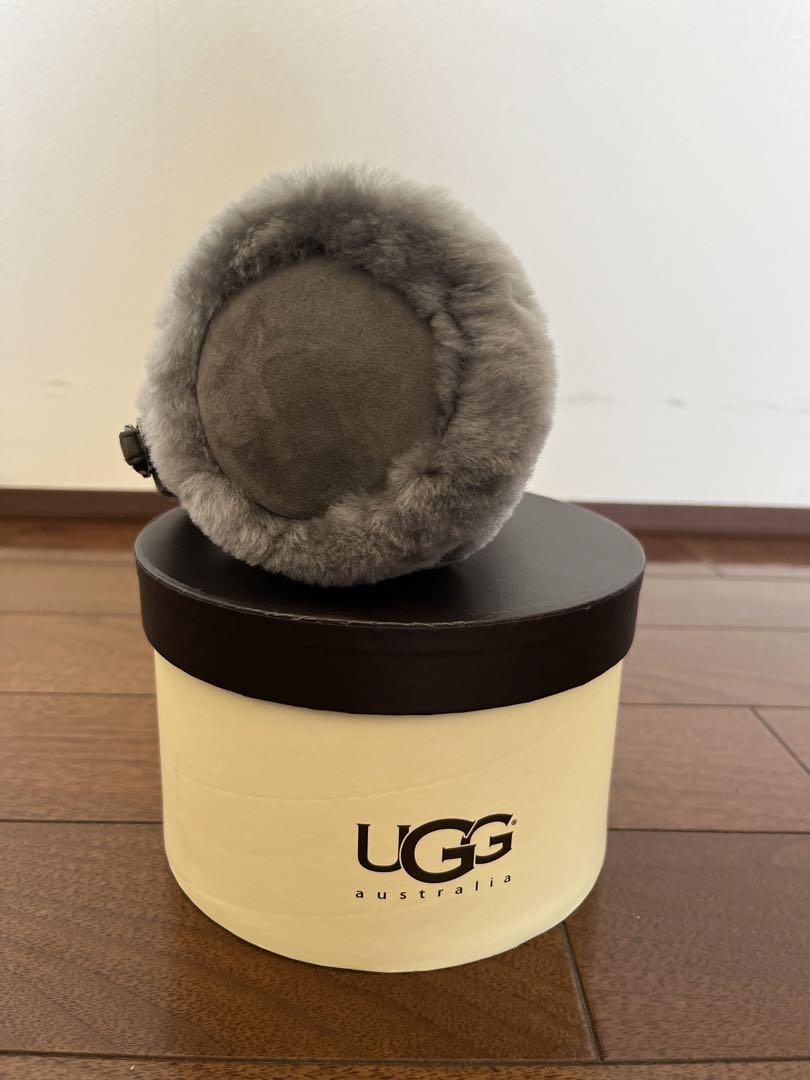 新品未使用　UGG グレー ファー耳あて