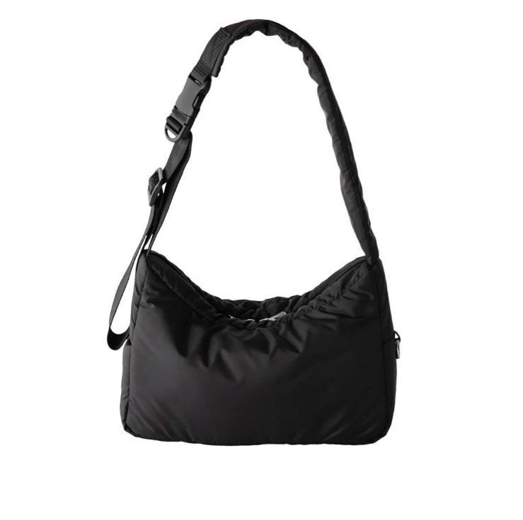 【未使用】CLESSTE PADDED HOLIDAY BAG