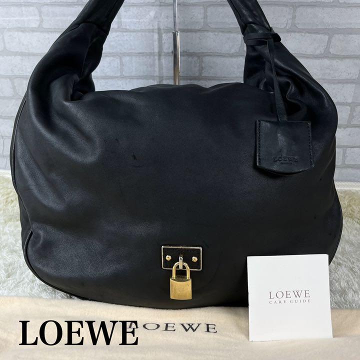 ✨希少✨LOEWE カリエ レザー チャーム 南京錠 金具 肩掛け ショルダー