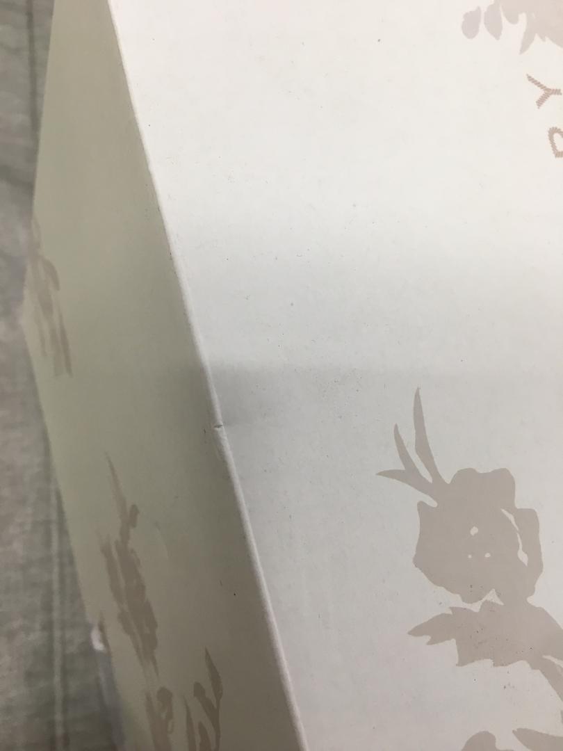 エンブロイダリーフラワー コスメボックス