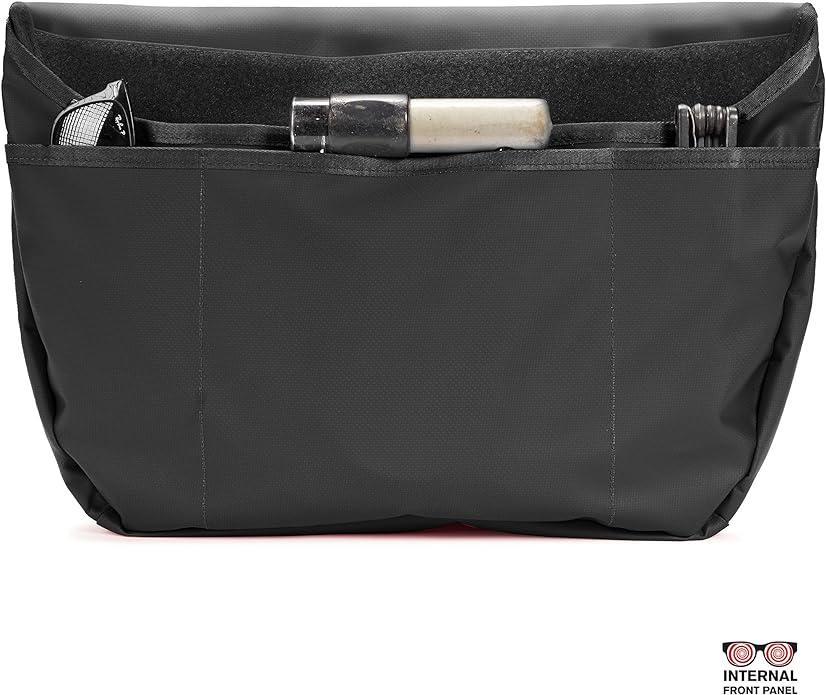 CHROME メッセンジャーバッグ シンプル MD 15L 防水 美品