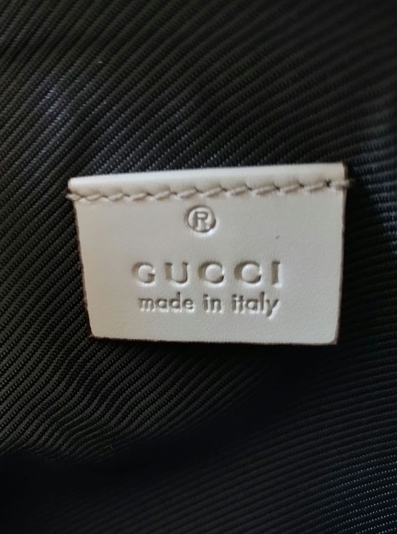 グッチ GUCCI レザー ポーチ