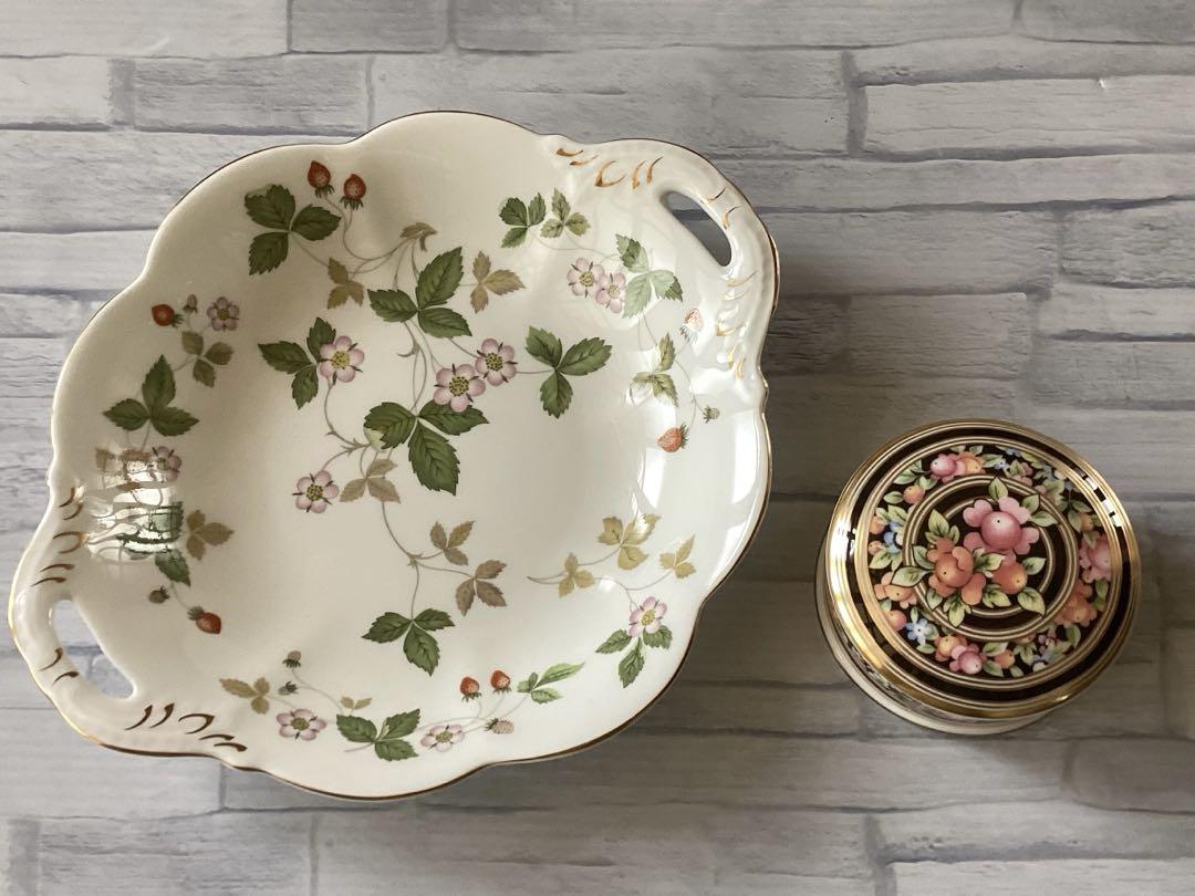 WEDGWOOD ワイルドストロベリー　皿、クリオ フルリムボーダー 小物入れ
