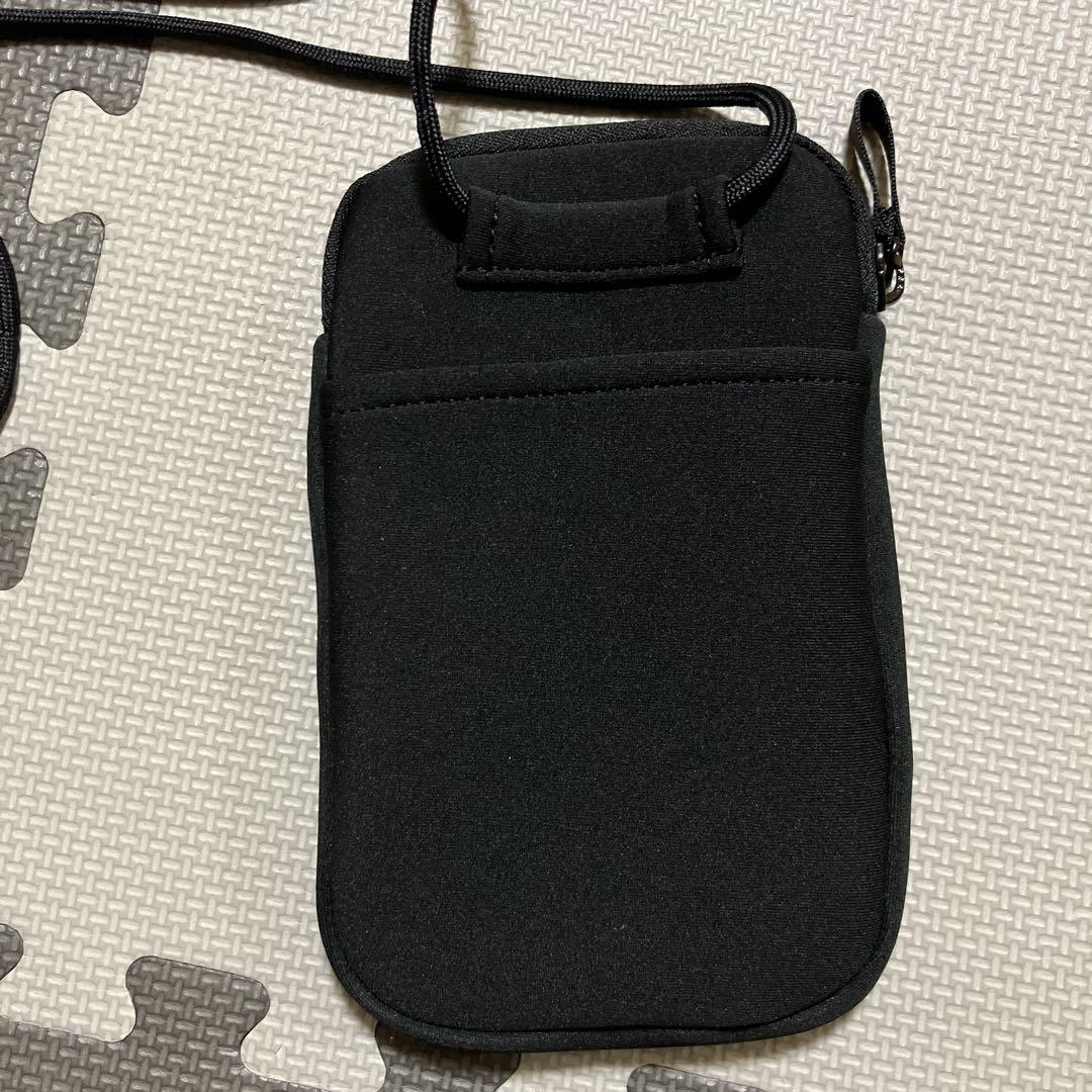 週末価格 美品　アニエスベー スマホショルダーバッグ