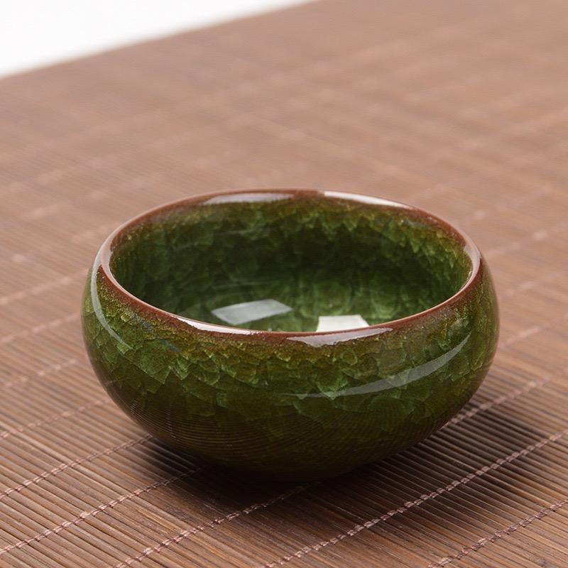 緑色 陶器製 丸型茶碗