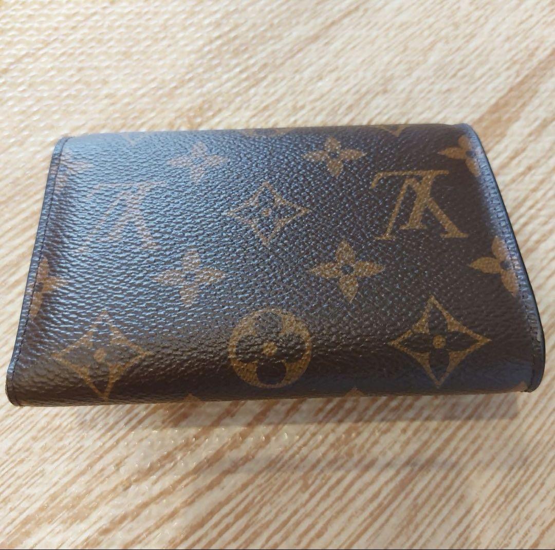 ルイヴィトン　折りたたみ財布