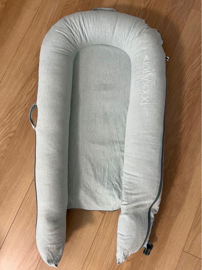 DockATot Deluxe+ グレー ベビー用寝具