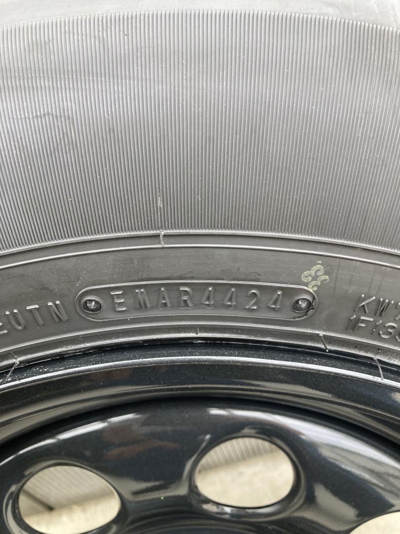 新車外し ジムニーシエラ タイヤ　ホイー 24195/80R15 カバー付