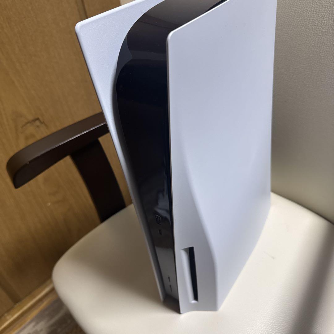 コントローラー壊れているため目立った傷や汚れなし