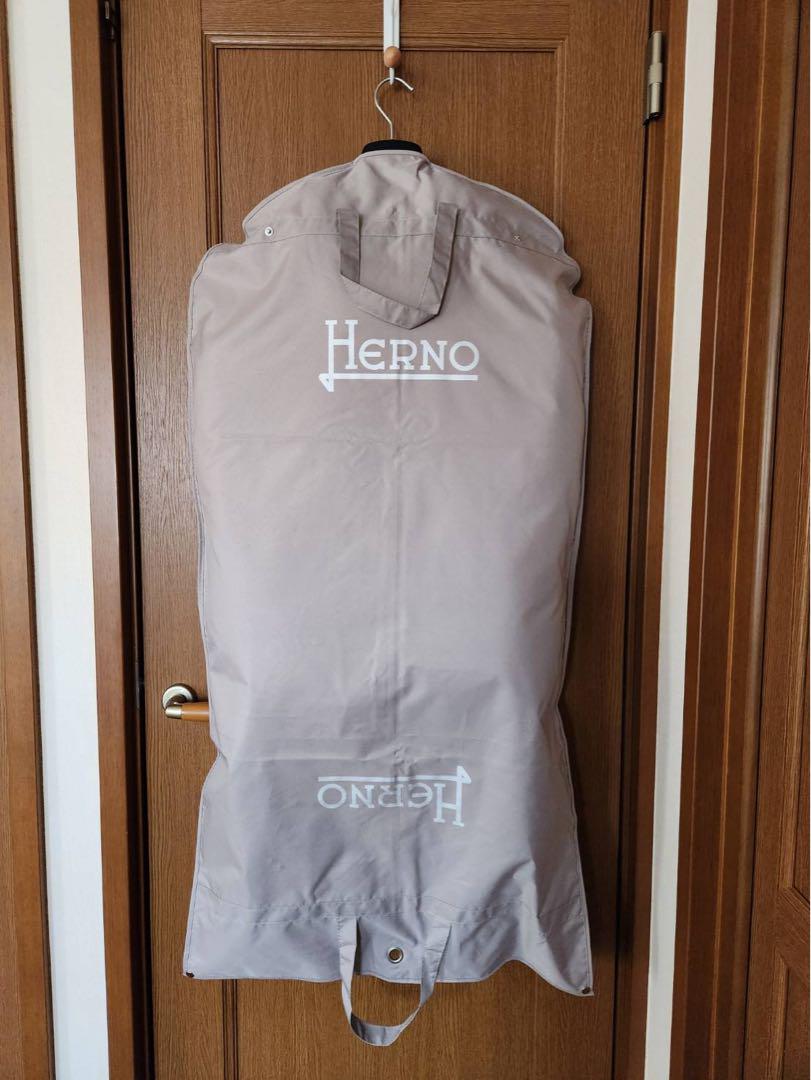 HERNO ヘルノ　グロス フード ボンバージャケット ダウンジャケット　52