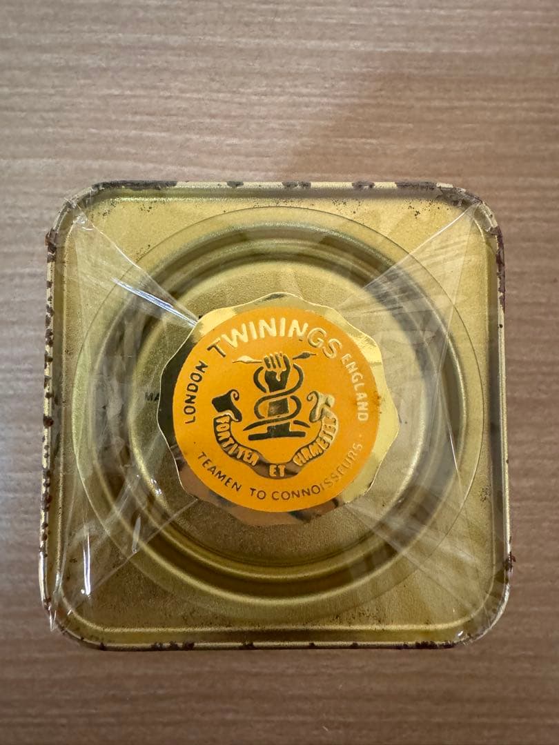 【未開封】トワイニング紅茶アンティーク缶 4缶セット 【未開封】トワイニング紅茶アンティーク缶 4缶セット