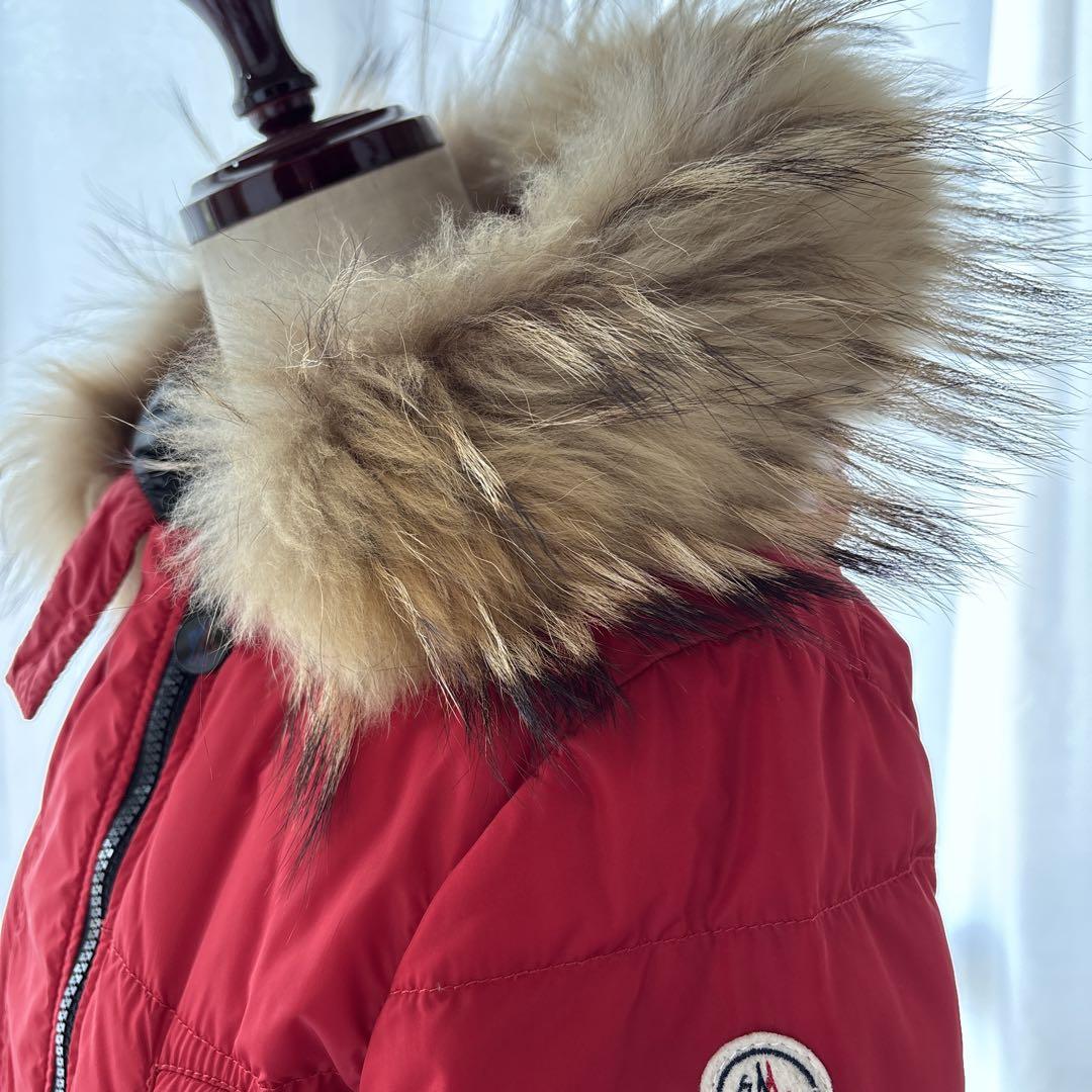 MONCLER 赤 ダウンジャケット ファー付き　00サイズ