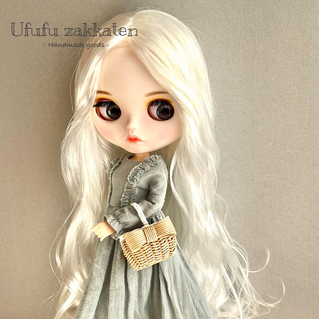 【OSTKAKA】送料・関税込★リカちゃん ミニバスケット 76)ミニチュアバスケット バッグ アウトフィット リカちゃん