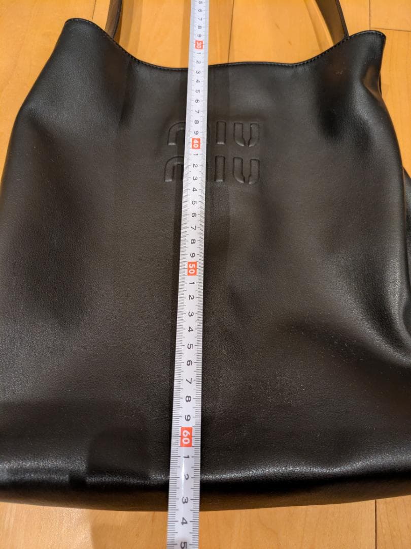 MIU MIU レザートートバッグ ハンドバッグ ブラック MIU MIU レザートートバッグ ハンドバッグ ブラック