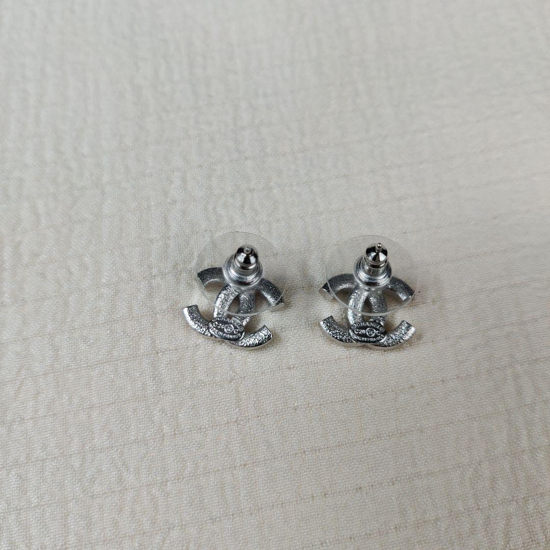 CHANEL　シャネル　ピアス　シルバー