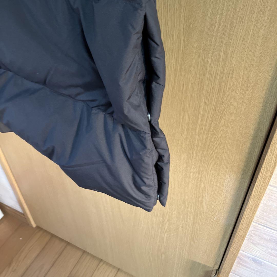 adidasダウンベンチコートＯサイズ