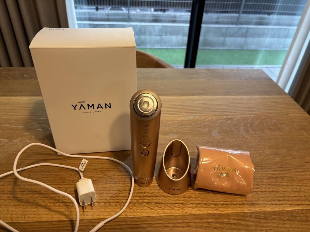 YAMAN 美顔器 ゴールドカラー 充電器付き Amazon | ヤーマン 美顔器 フォトプラス シャイニー ネオ リフト