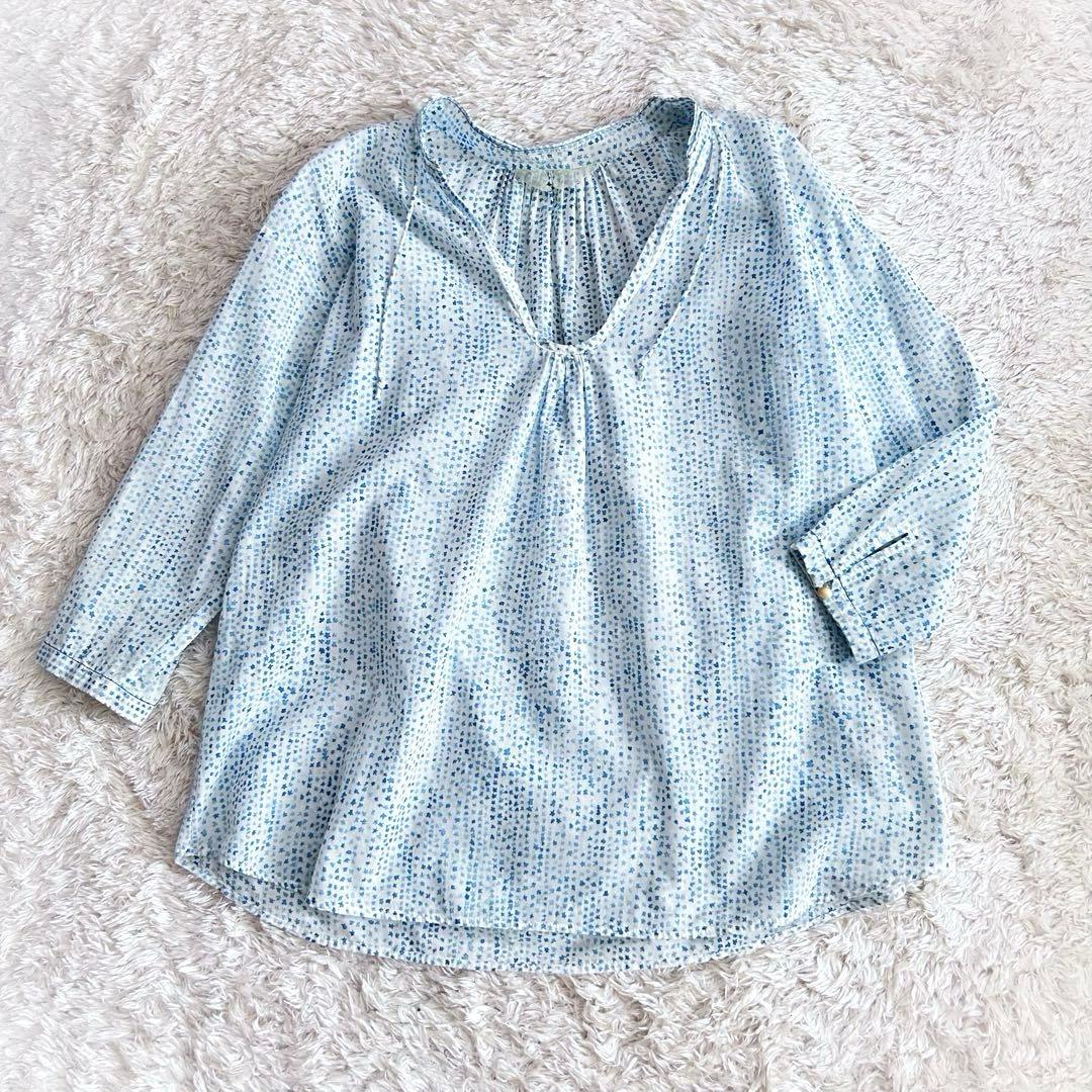 美品　パラスパレス　水彩柄フレアブラウス　七分袖　スキッパー　ブルー　シャツ