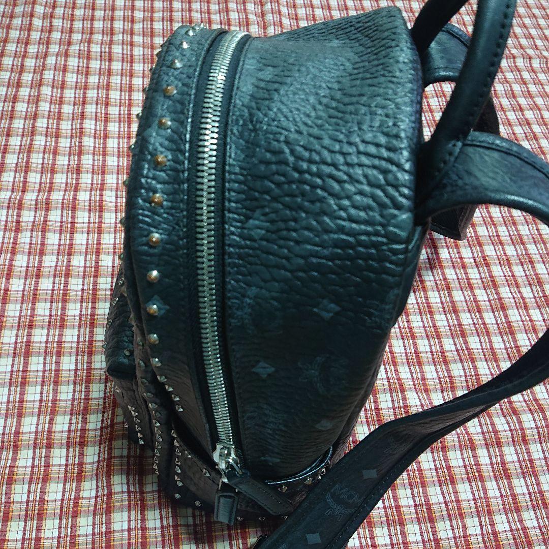 さ*ん様 【正規品】MCM スタッズ付き ブラックリュック バックパック