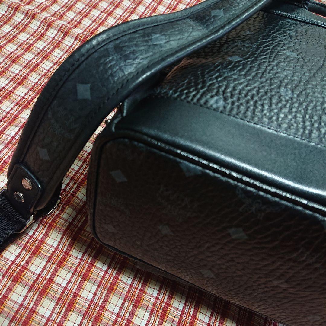 さ*ん様 【正規品】MCM スタッズ付き ブラックリュック バックパック