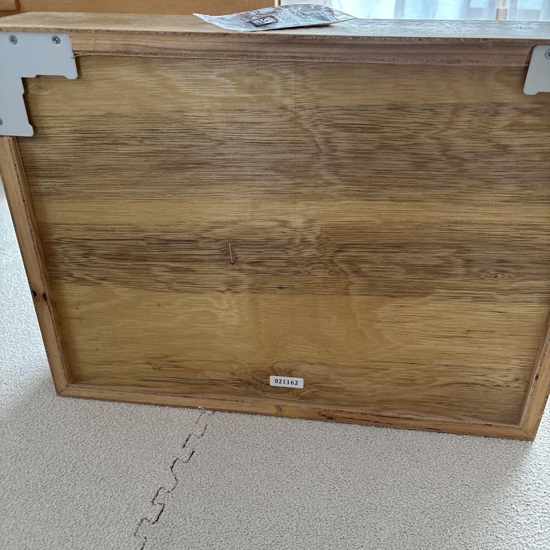 無印　壁につけられる家具