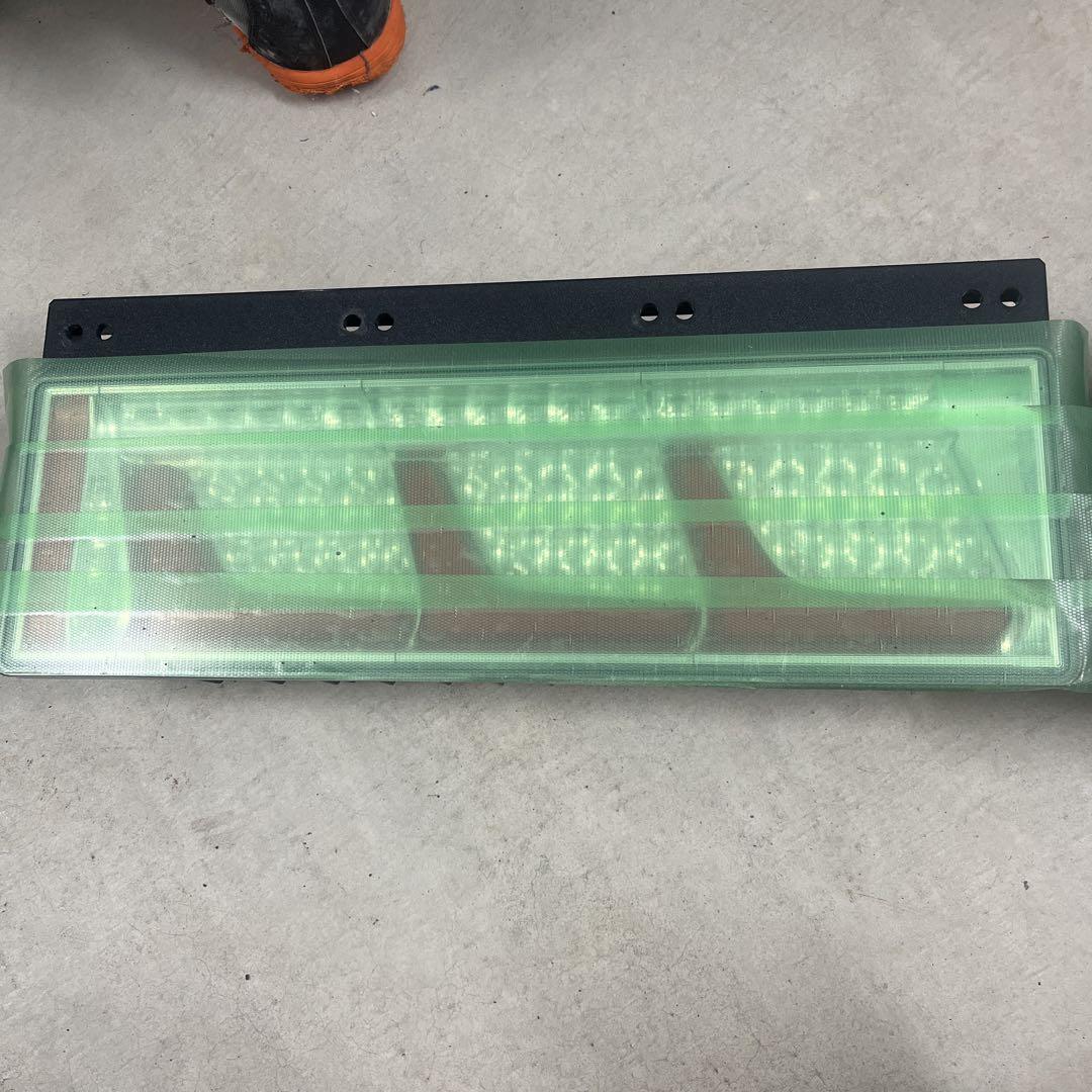 小糸3連LEDテールランプ +_+さん専用