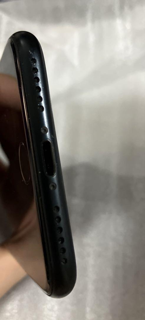 iPhoneSE3 64GB ミッドナイト