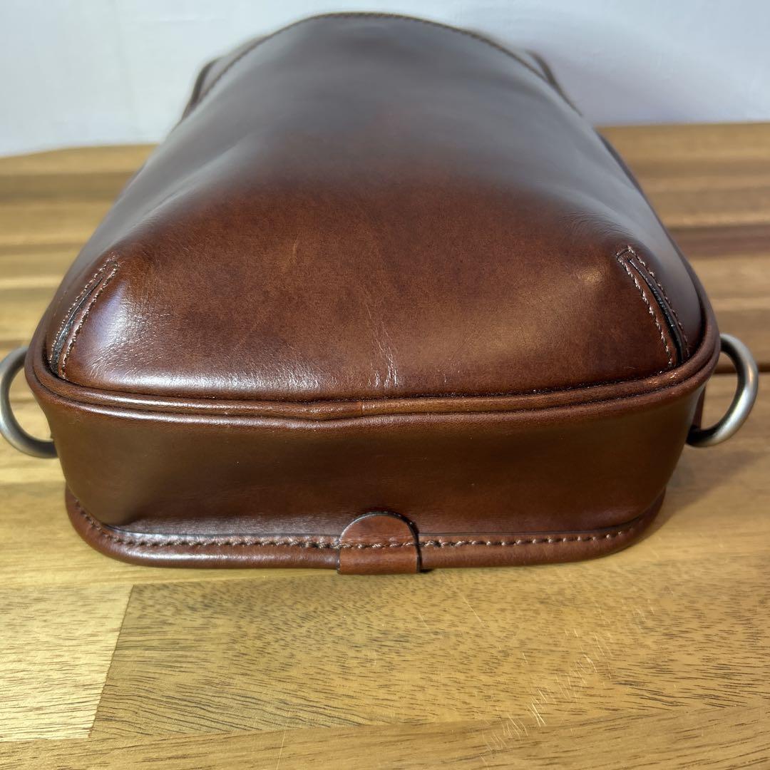 【美品】HERGOPOCH エルゴポック ボディバッグ　本革　レザー