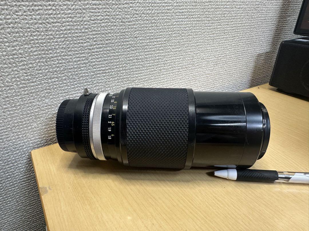 Nikon FE2 / Ai-s ズーム 35mm f2 レンズ、ライト等セット