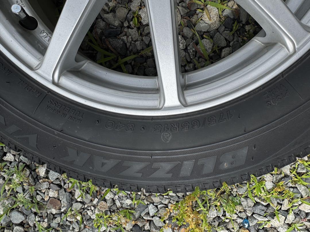 175/65R15 スタッドレスタイヤ　ホイール　4本セット