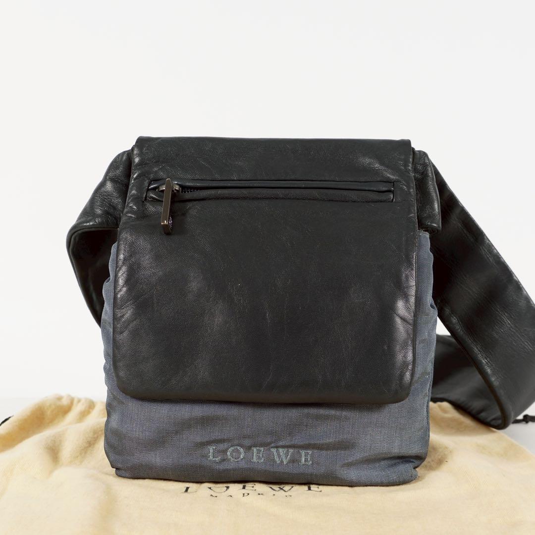 【くらげさん専用】LOEWE ショルダーバッグ キャンバス レザー LOEWEベージュ キャンバス レザー ショルダーバッグ - メルカリ
