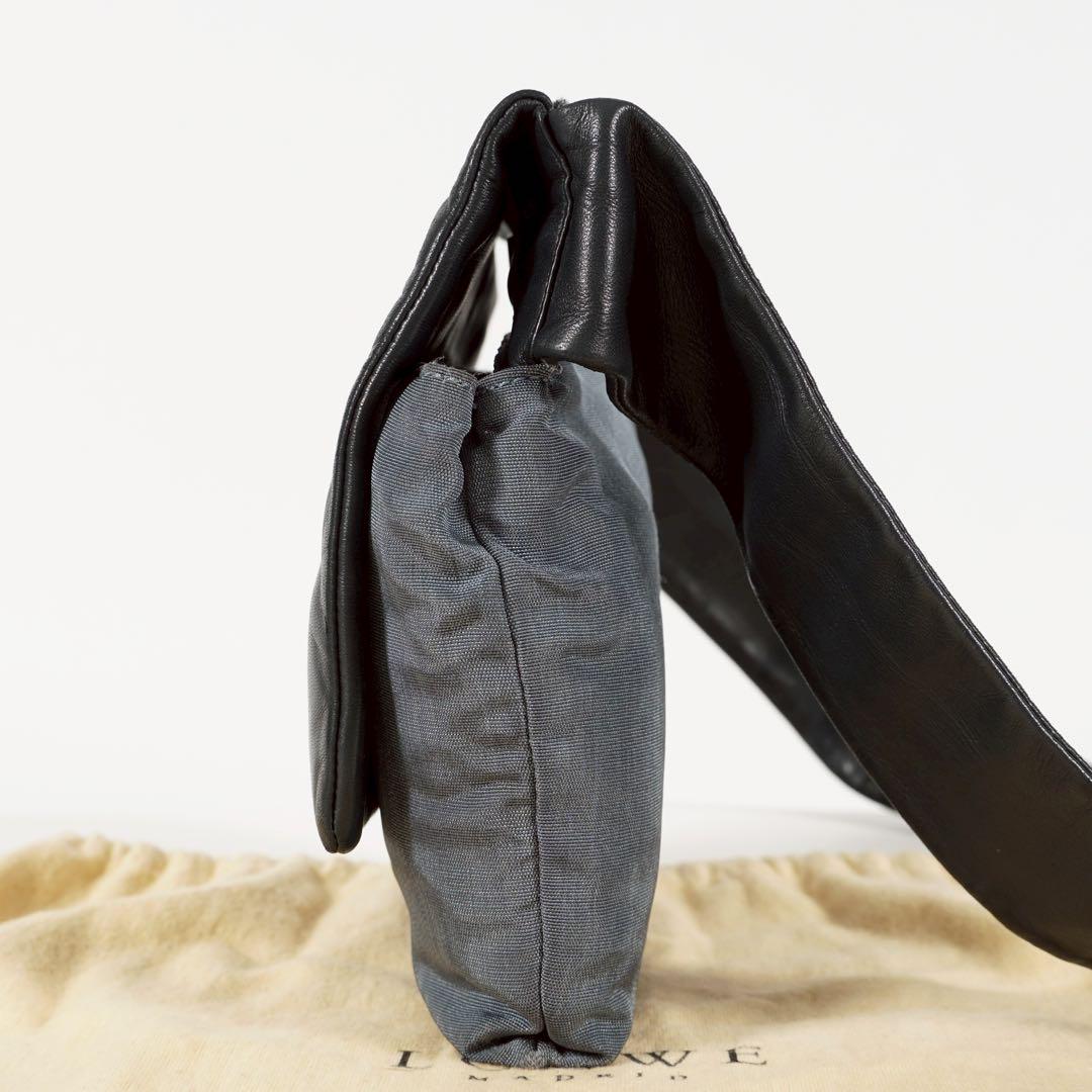 【くらげさん専用】LOEWE ショルダーバッグ キャンバス レザー LOEWEベージュ キャンバス レザー ショルダーバッグ - メルカリ