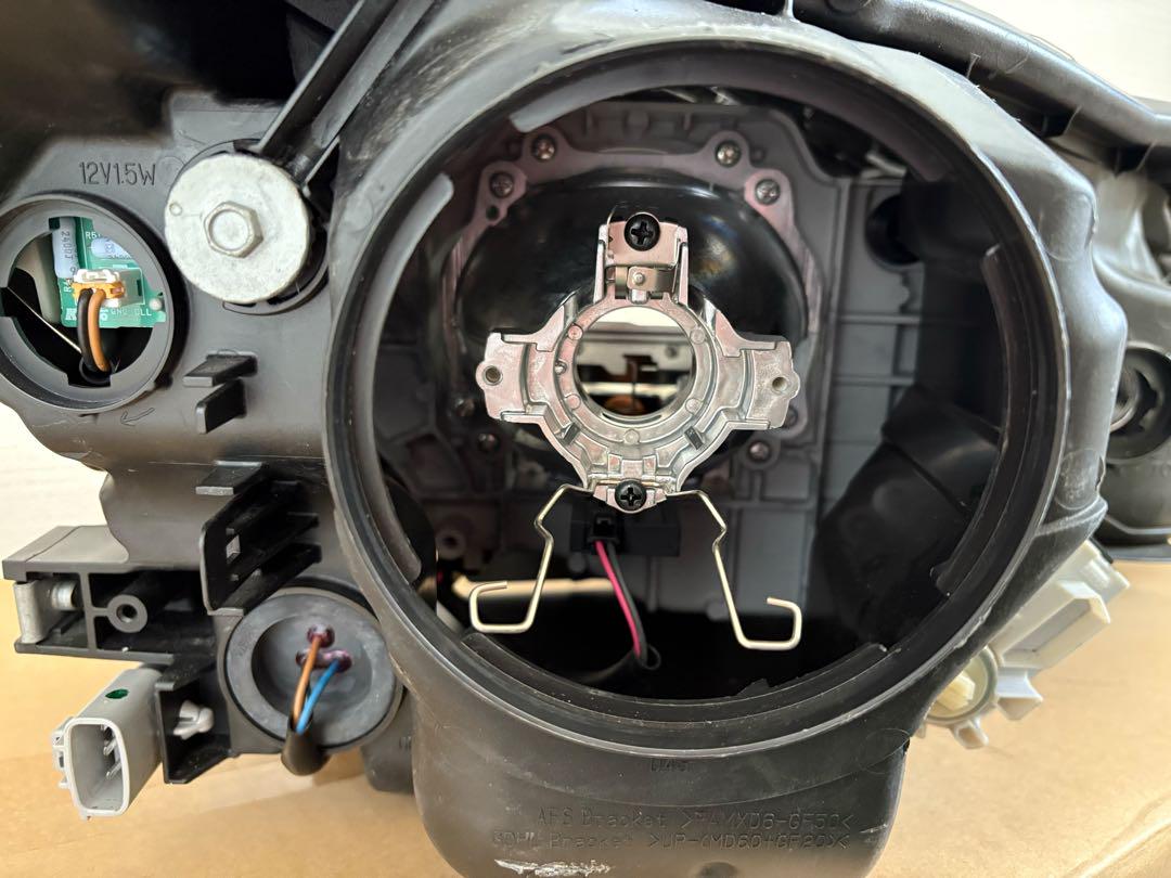マークＸ　GRX130/135　中期　左ライトHID　22-358　1 球無し