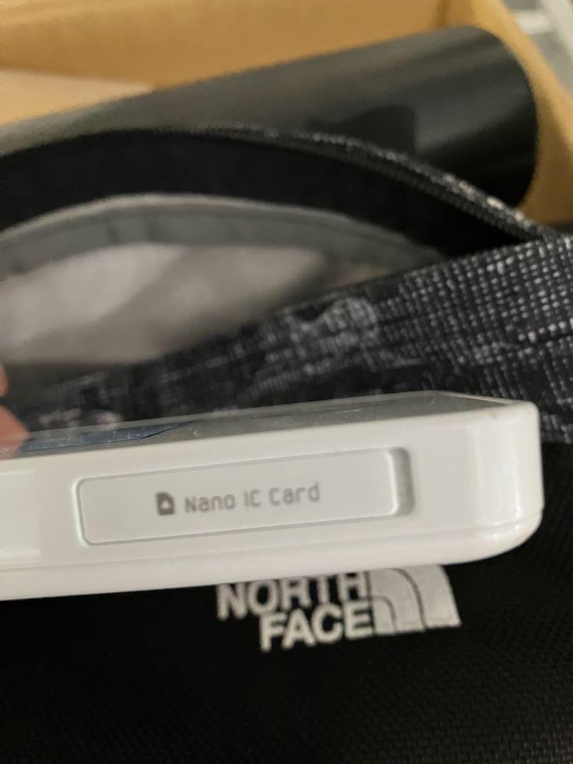 Speed Wi-Fi 5G X12 本体