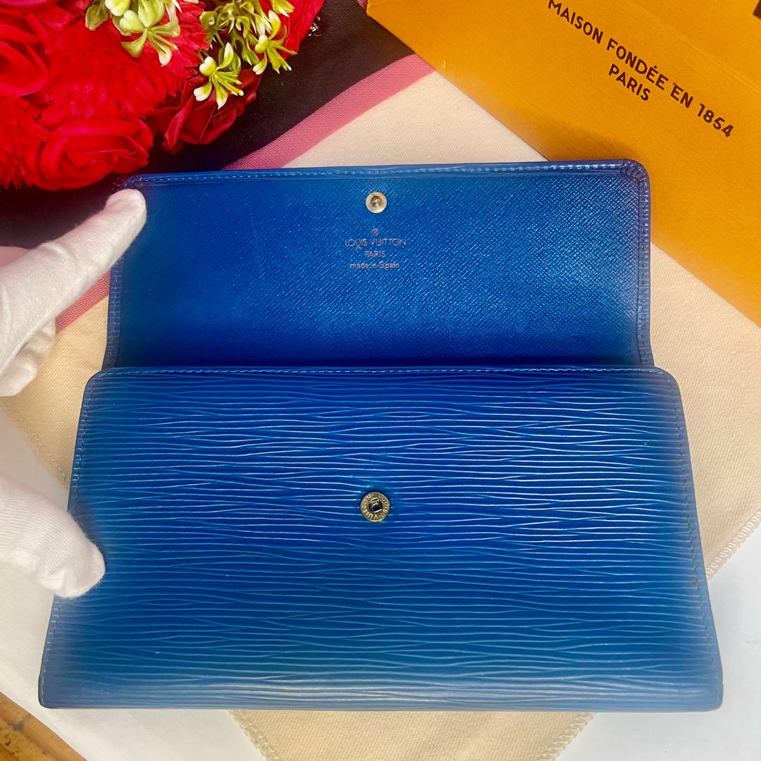 ✨美品✨ヴィトン エピ ポルトフォイユ インターナショナル 長財布 ブルー