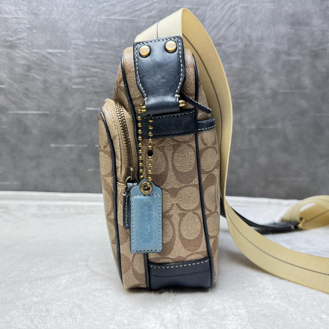 極美品☆COACH コーチ ショルダーバッグ シグネチャー