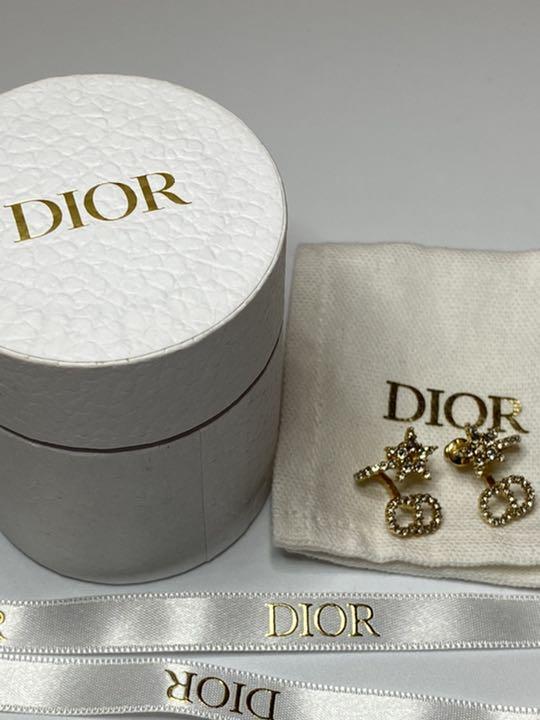 国内直営**Dior** Clair D Lune ピアス メタル & クリスタル 国内直営【DIOR】Clair D Lune ピアス メタル & クリスタル