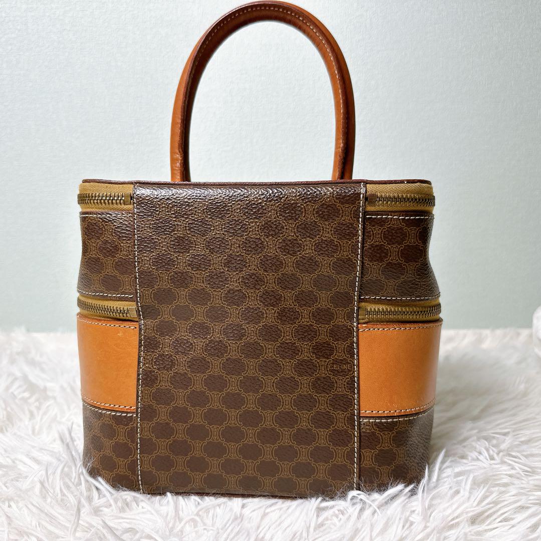 美品 CELINE マカダム柄 バニティバッグ ポーチ 2way ハンドバッグ 希少!/美品✨CELINE バニティバッグ 2部屋 ハンドバッグ