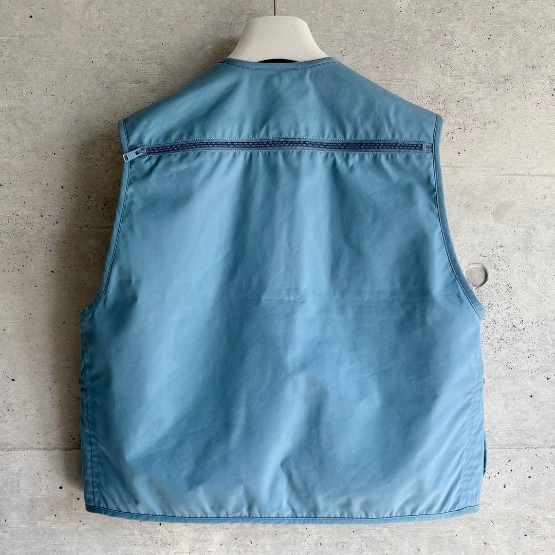 美品 PRADA 24SS ユーティリティベスト マルチポケット 三角プレート 美品 PRADA 24SS ユーティリティベスト マルチポケット 三角プレート