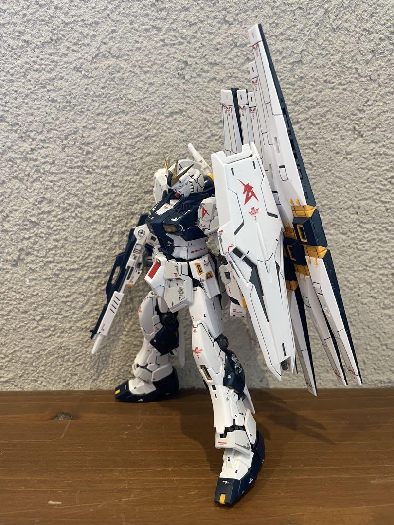 RG νガンダム　νガンダムファーストロット