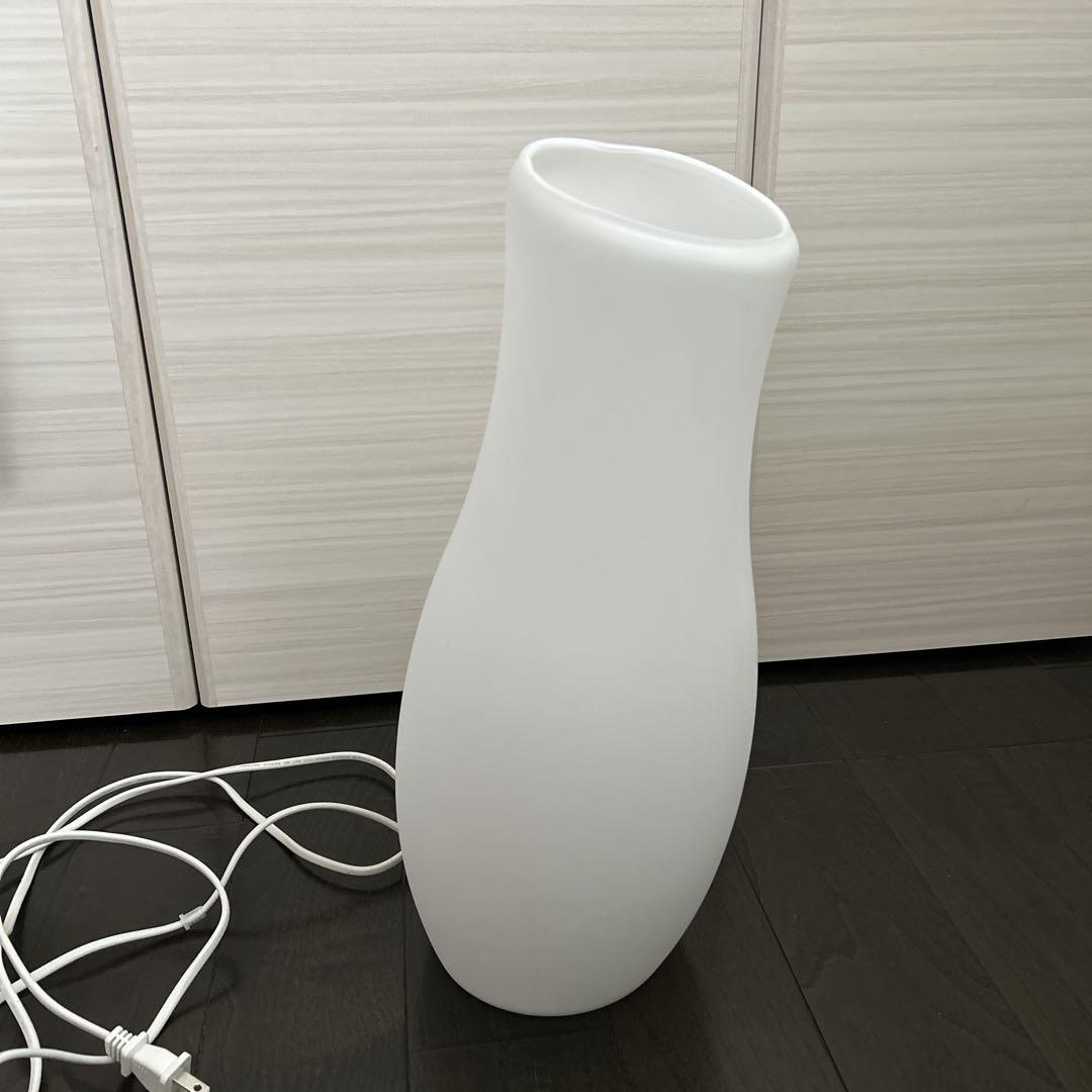 ホワイト フラワーベース型 IKEA MYLONIT