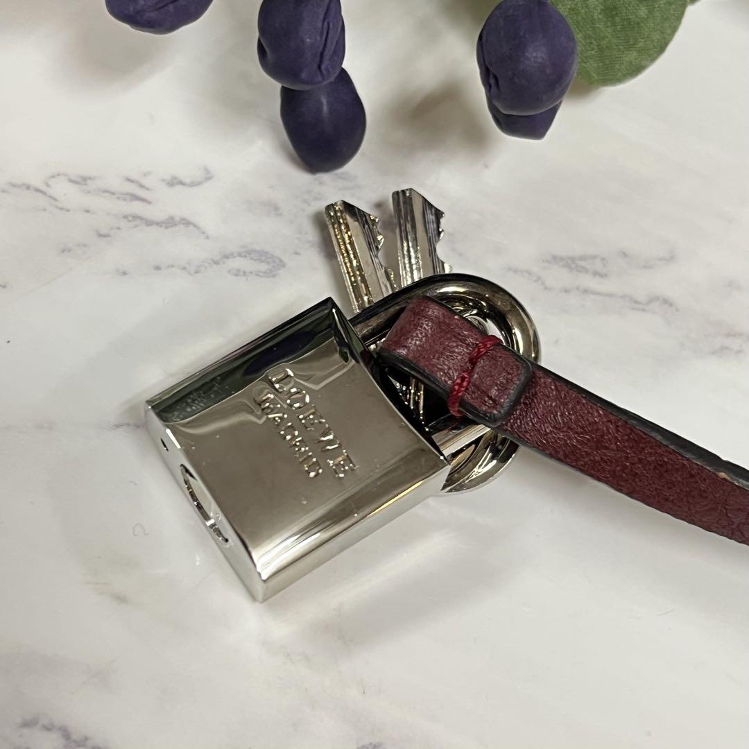 正規品 LOEWE ロエベ チャーム キー 鍵のみ ボルドー - メルカリ