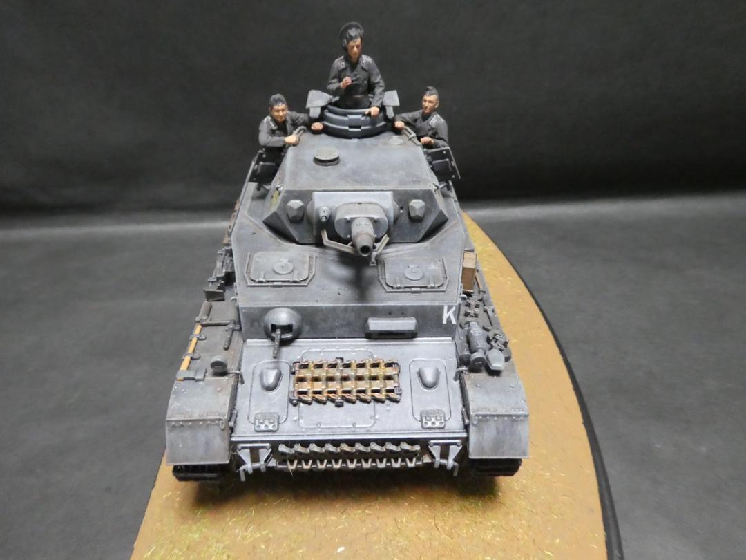 タミヤ 1/35 ドイツIV号戦車F型 完成品