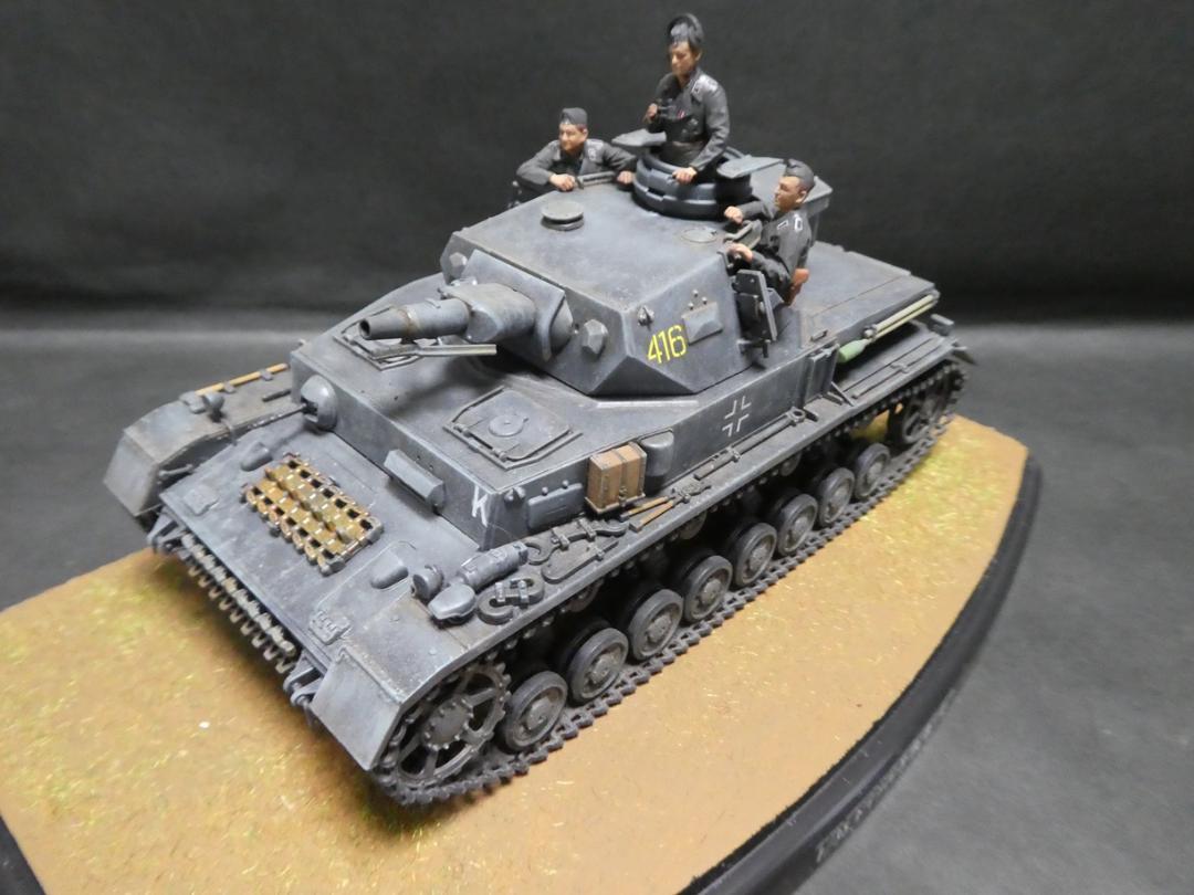 タミヤ 1/35 ドイツIV号戦車F型 完成品