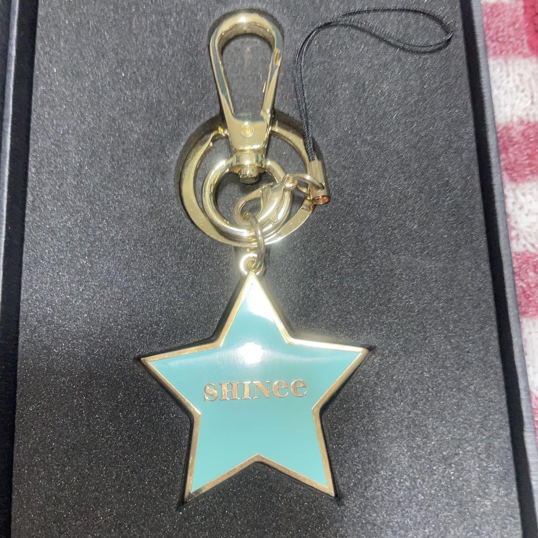 非売品　SHINee2018スペシャルファンイベントのキーホルダー SHINee Special Fan Event 2018 キーリング - メルカリ