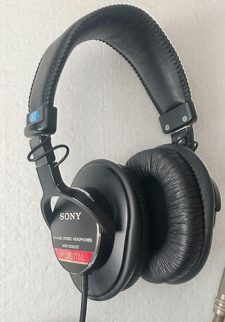 MDR-CD900ST